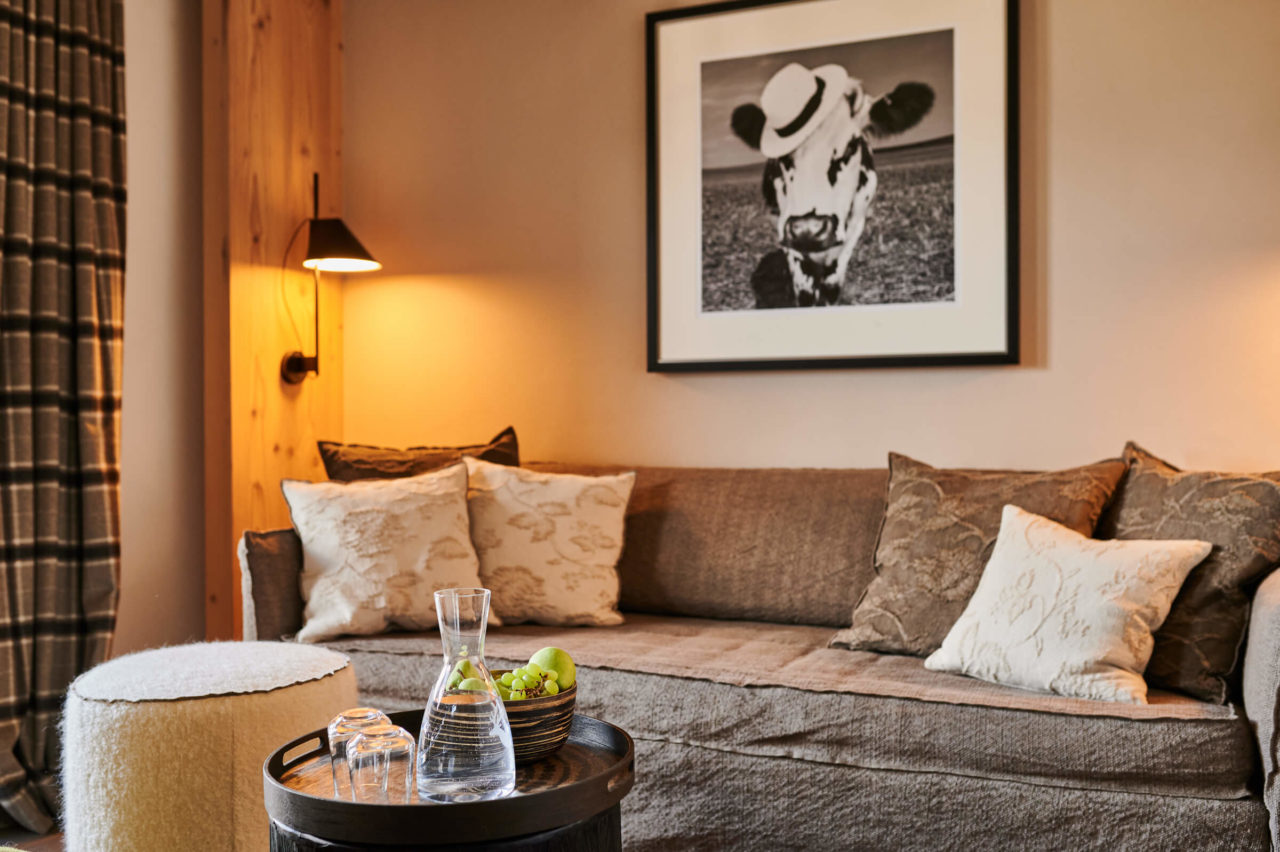 sofa in holiday rental for large group Chalet Evi in Kaprun